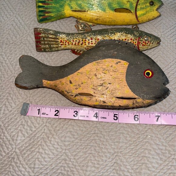 Vintage Folk Art Fishing Decoys Collectible Decor Set of 5 - Picture 8 of 14